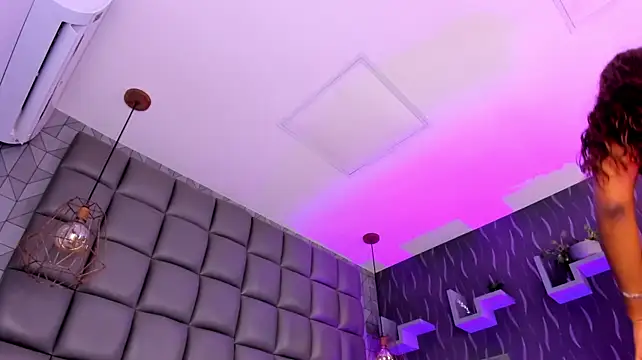 megan_woll