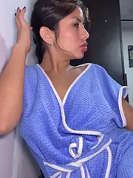 alicent_ (F young) - 🍓ASS HOLE + SPANK ASS🍓