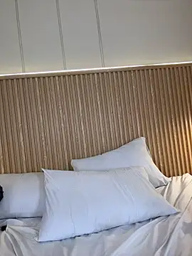 NahimiThompson live cam on StripChat