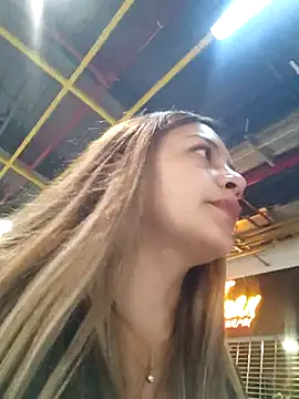 alana_69 live cam