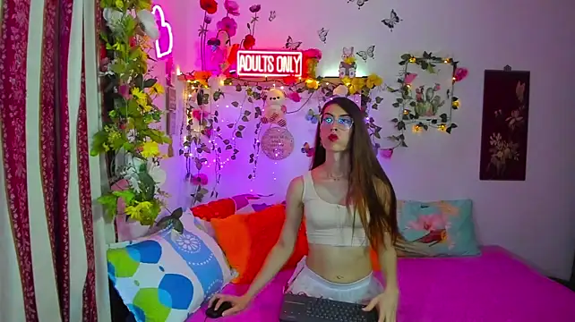 anasttacia_210 live cam on StripChat