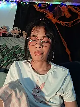 sweetiedolly011 (F young) - show limons 3 minutes