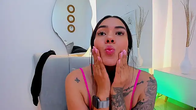 Chloee_Diamond_