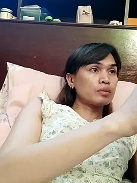 queensoreal (Ask my age) - Save me,my heart is heavy.make me cum💦