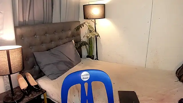 asianhugecockjulia