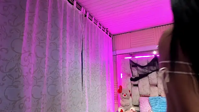 HinamiLennox