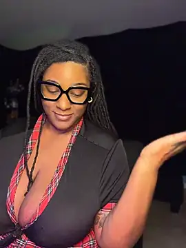 GirthGoddessCoco