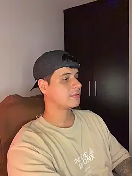 BjornSteel live cam on StripChat
