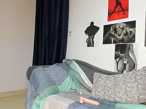 Tinysexydoll