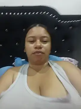 Hannaa_watsoon live cam on StripChat