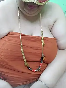 Tamil-mayasri live cam on StripChat
