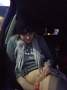 ScarletsWeb live cam on StripChat