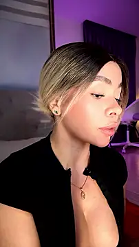Scarlett_jc live cam on StripChat