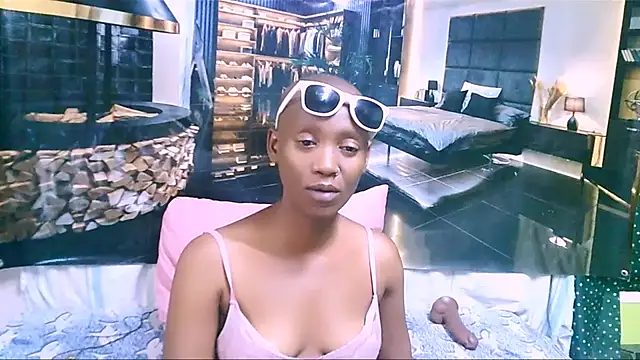 EbonyOlive69