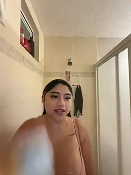 Monica17 Live Webcam on Stripchat