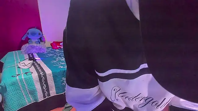 FrannBoy live cam on StripChat