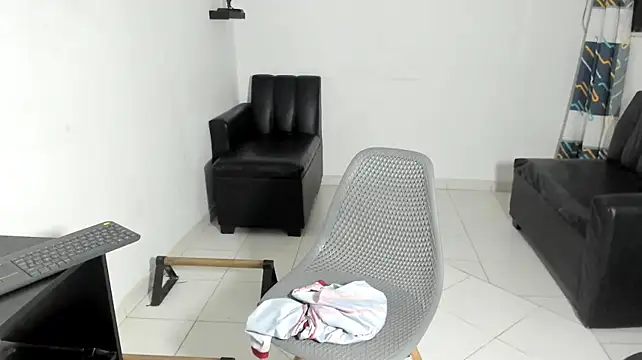 samxx_muscle (M twink) - masturbation for 10 minutes + finders as