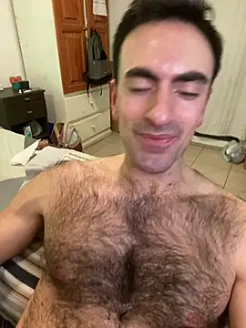 HairyDream live cam