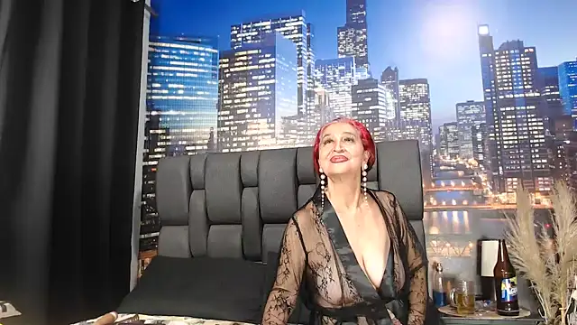 Lucy_mature8 webcam