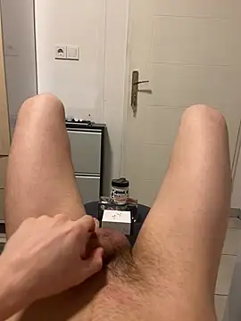 MisterMysteryXXX live cam