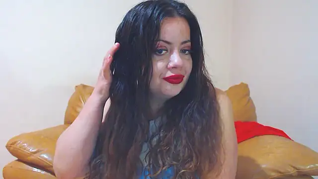 SexyNicolle4u live cam on StripChat
