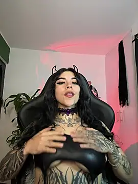 MissCharlottte_18