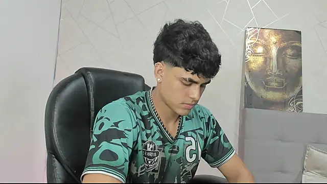 Toji_ferrer live cam