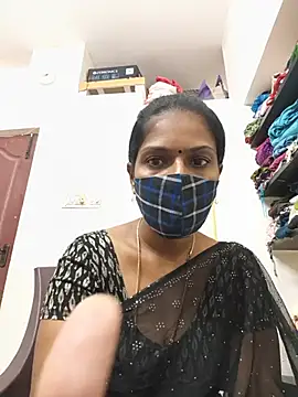 Tamil_Yalini12 live cam on StripChat