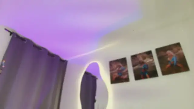 Isaa_Coleman_ live cam