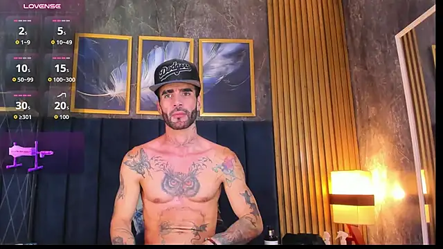 Lancelot_Benwick live cam on StripChat
