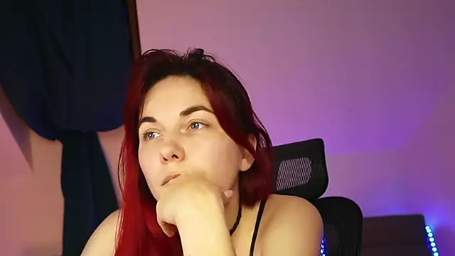goddessliaspell live cam on StripChat