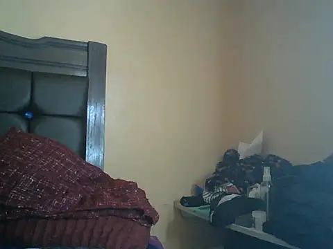 Goldenpixie live cam on StripChat