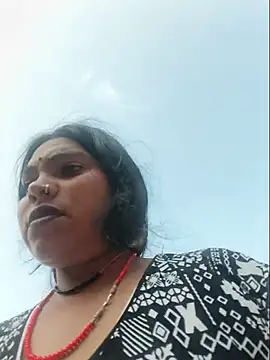 Mahi_hote live cam on StripChat