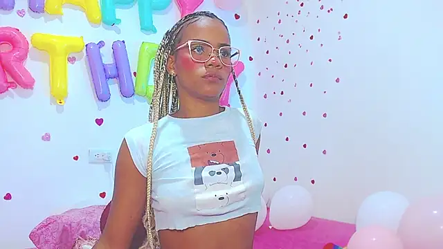 ebony_cocklover69 live cam on StripChat