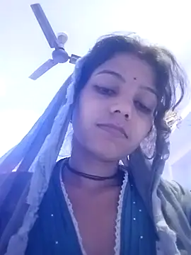 Buatiy_girl6 live cam on StripChat