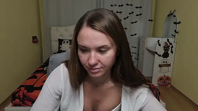 KaraCriegs live cam on StripChat