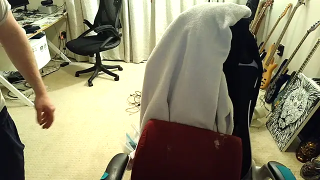 The_Man_Who_Was_Invisible live cam on StripChat