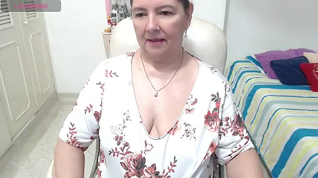 leonela_69