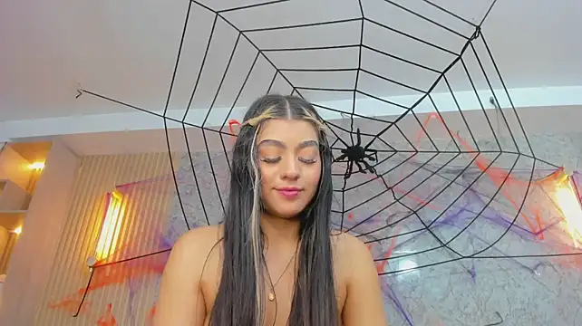 Antonella_west