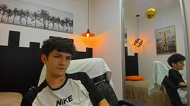 trevor_mob live cam on StripChat