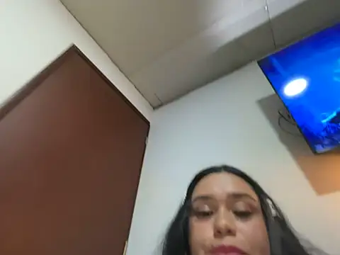 chicamilk (F teen) - Big dildo pussy
