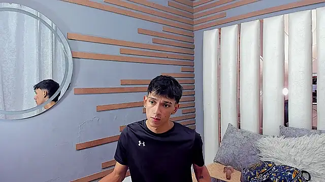 EstebanValdezs live cam on StripChat