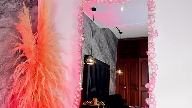 karenroxxxe live cam on StripChat