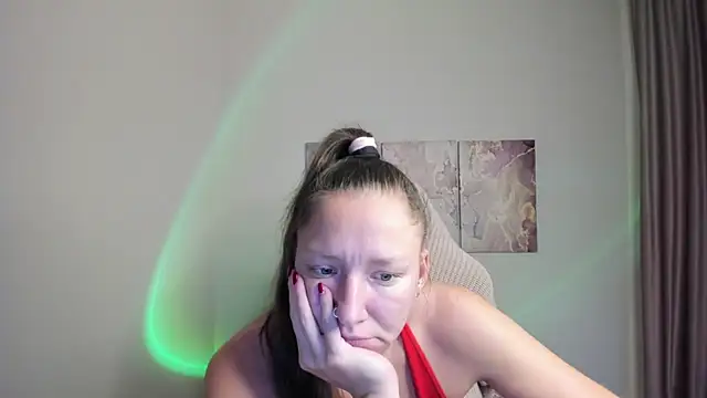 SarahCoksss live cam on StripChat