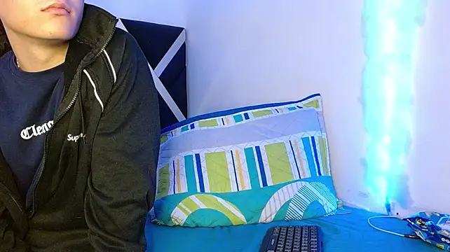 Levy_Steve live cam on StripChat