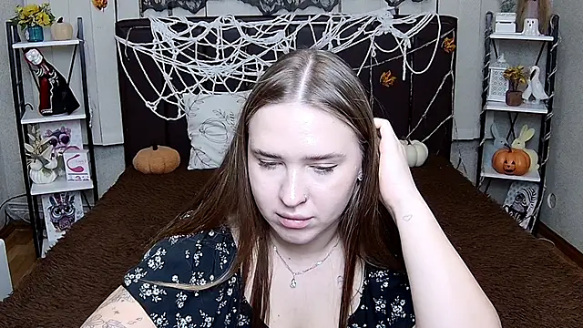 LauraHlot live cam on StripChat