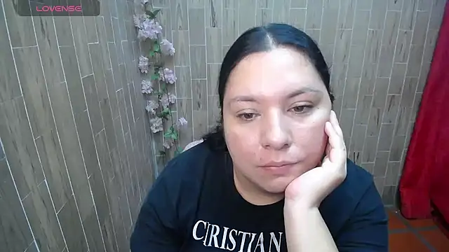 solyeria live cam on StripChat