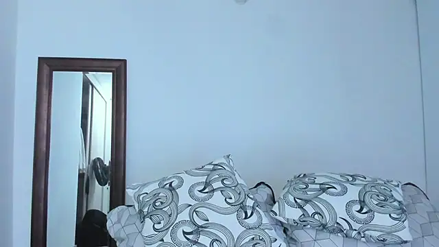 KingLevi01 live cam on StripChat