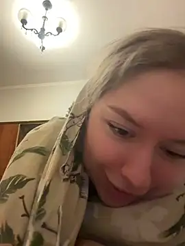 Prue_Cathy live cam on StripChat