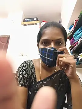 Tamil_Yalini12